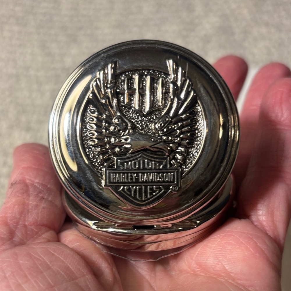 Harley Davidson Pocket Watch - Franklin Mint With Leather Case And Chain - Picture 9 of 14